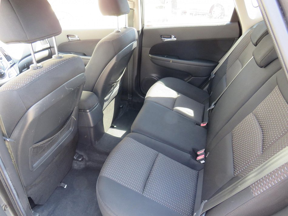 Hyundai I30 1.6i 
