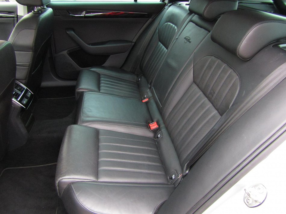 Škoda Superb III 2.0 TDi 