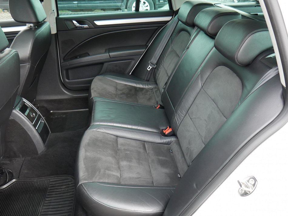 Škoda Superb II 3.6 V6 Elegance 4x4