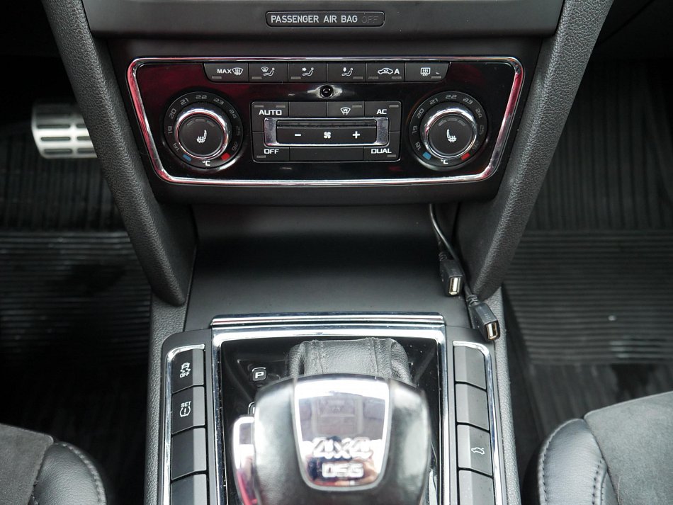 Škoda Superb II 3.6 V6 Elegance 4x4