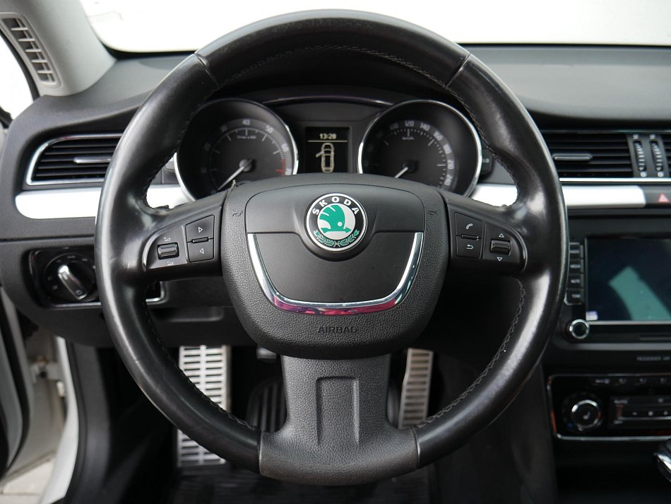 Škoda Superb II 3.6 V6 Elegance 4x4