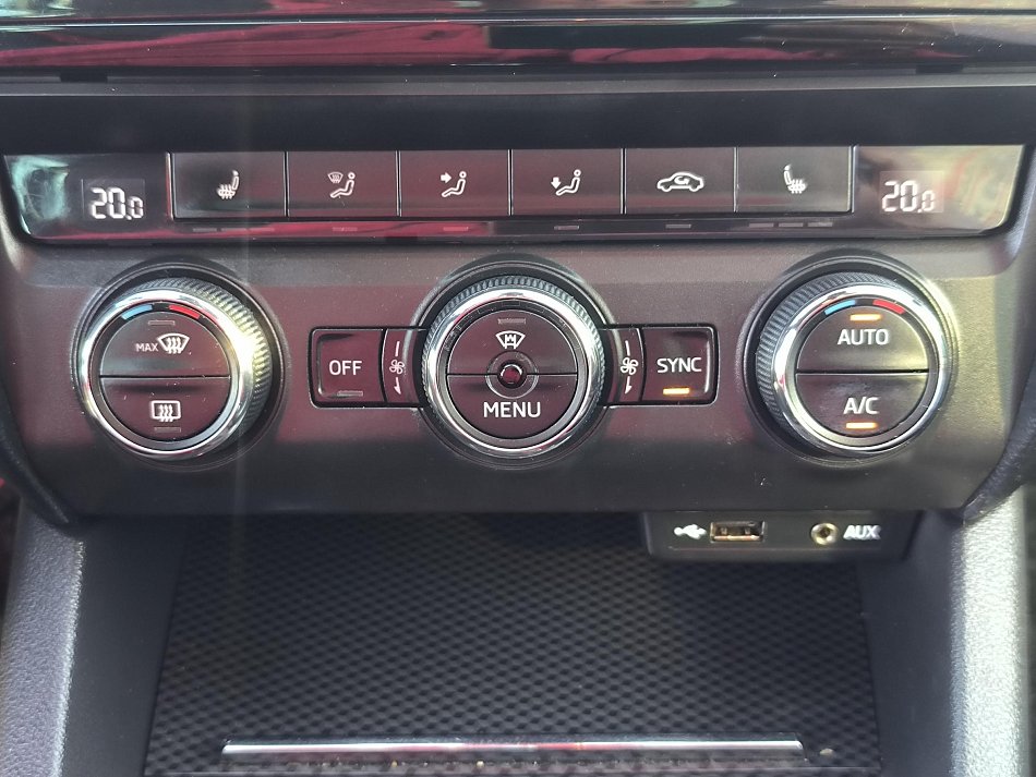 Škoda Octavia III 2.0 TSi RS Challange