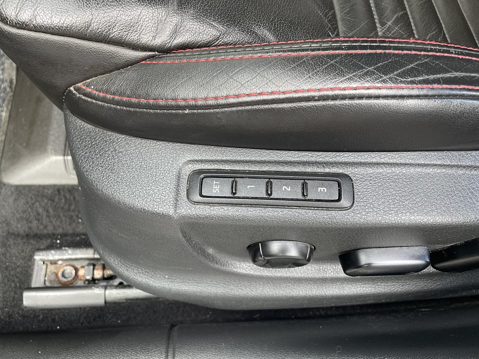 Škoda Octavia III 2.0 TSi RS Challange