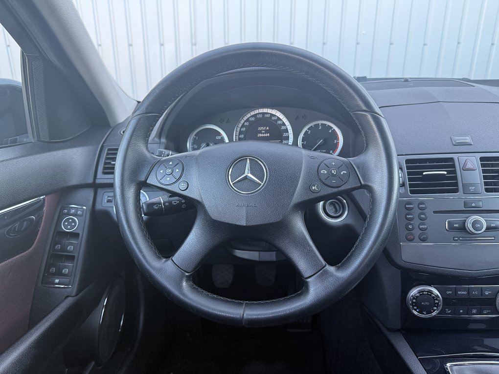 Mercedes-Benz Třída C 2.2. CDi  C 200 CDi