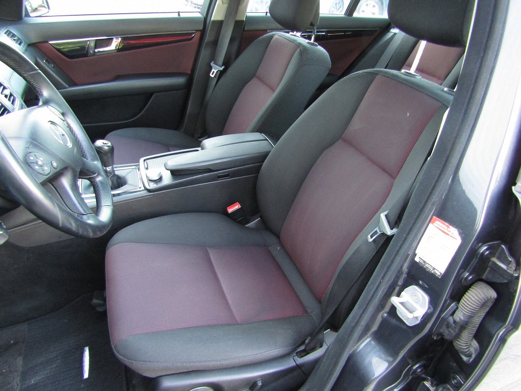 Mercedes-Benz Třída C 2.2. CDi  C 200 CDi