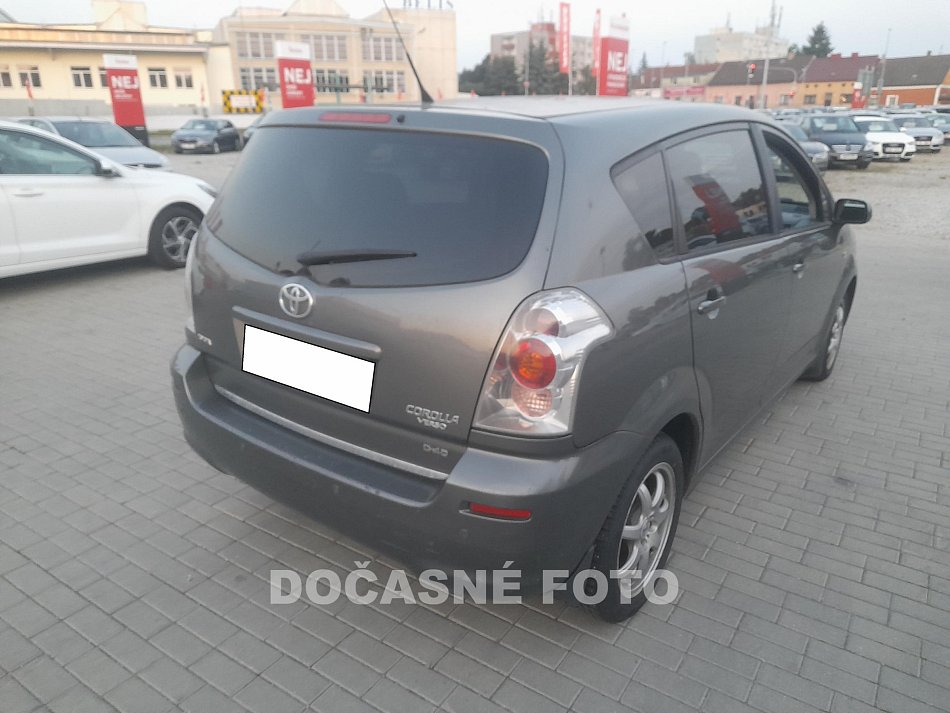 Toyota Corolla Verso 2.2 