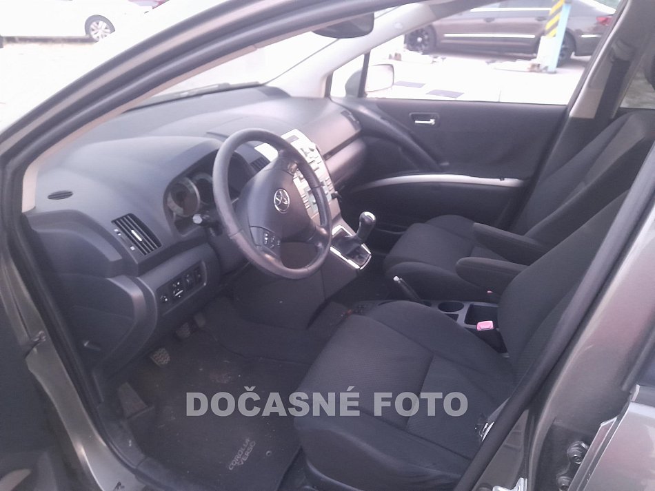 Toyota Corolla Verso 2.2 