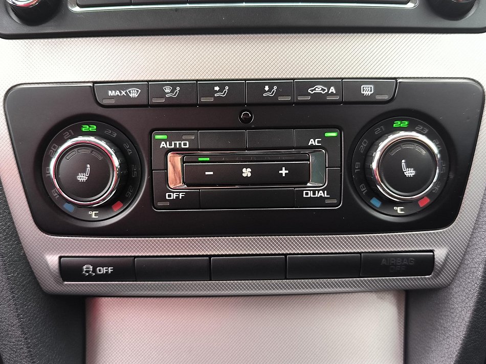 Škoda Octavia II 1.6 TDi Elegance FC