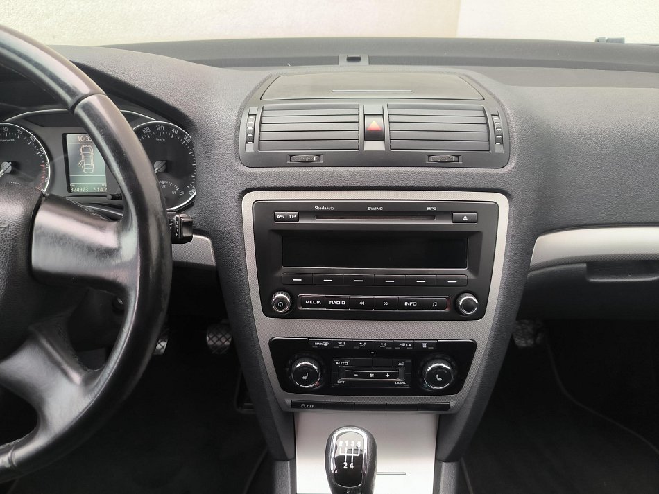 Škoda Octavia II 1.6 TDi Elegance FC