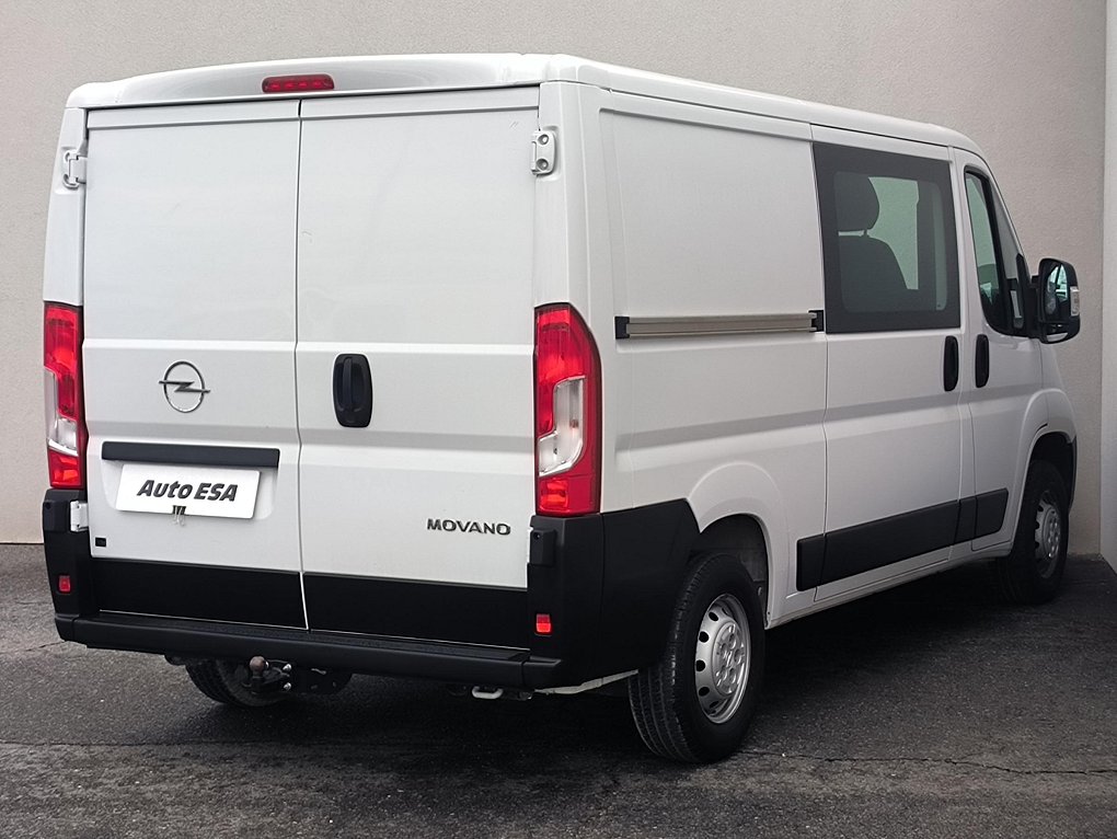 Opel Movano 2.2CDTi  L2H1 7míst