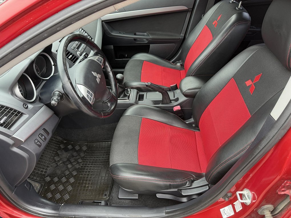 Mitsubishi Lancer 1.8i 