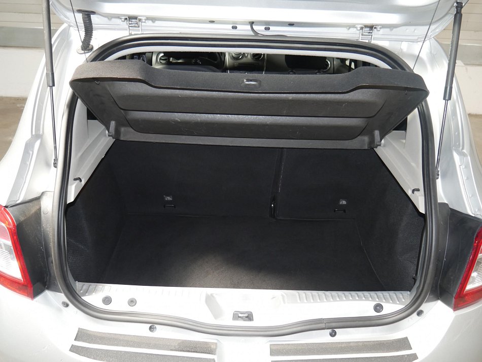 Dacia Sandero 1.2i 