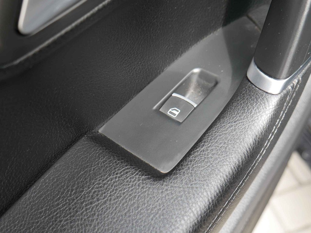 Volkswagen Passat CC 2.0TDI 