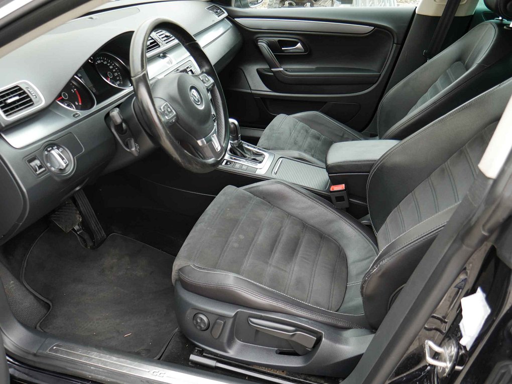 Volkswagen Passat CC 2.0TDI 