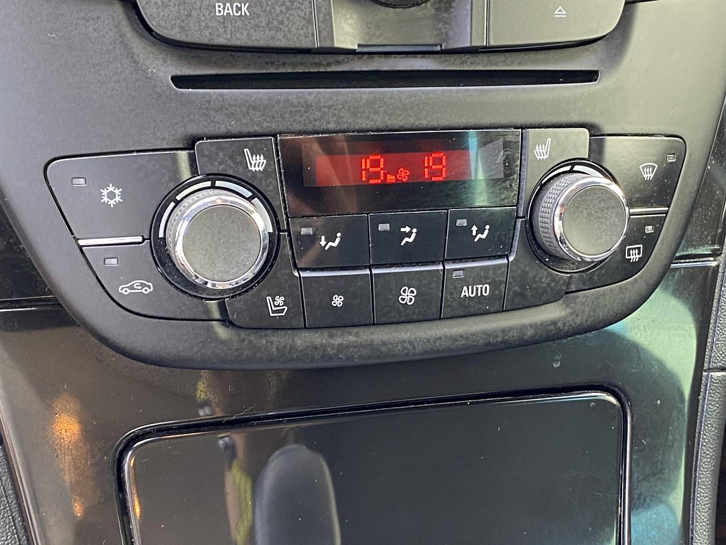 Opel Insignia 2.0 CDTi Sport