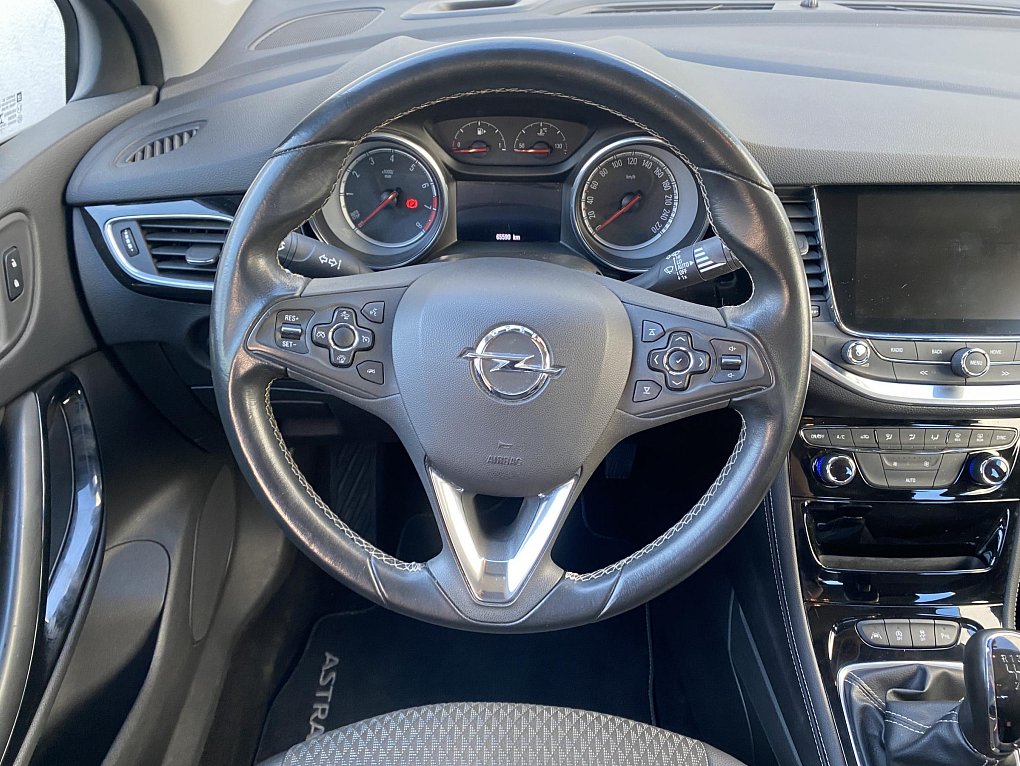 Opel Astra 1.0T Edition