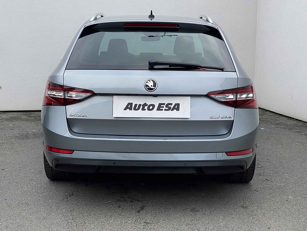 Škoda Superb III 2.0 TDi L&K