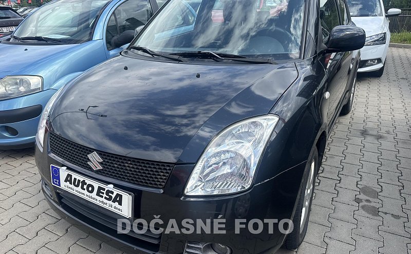 Suzuki Swift 1.3 i 