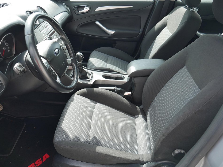 Ford Mondeo 1.8 TDCi 