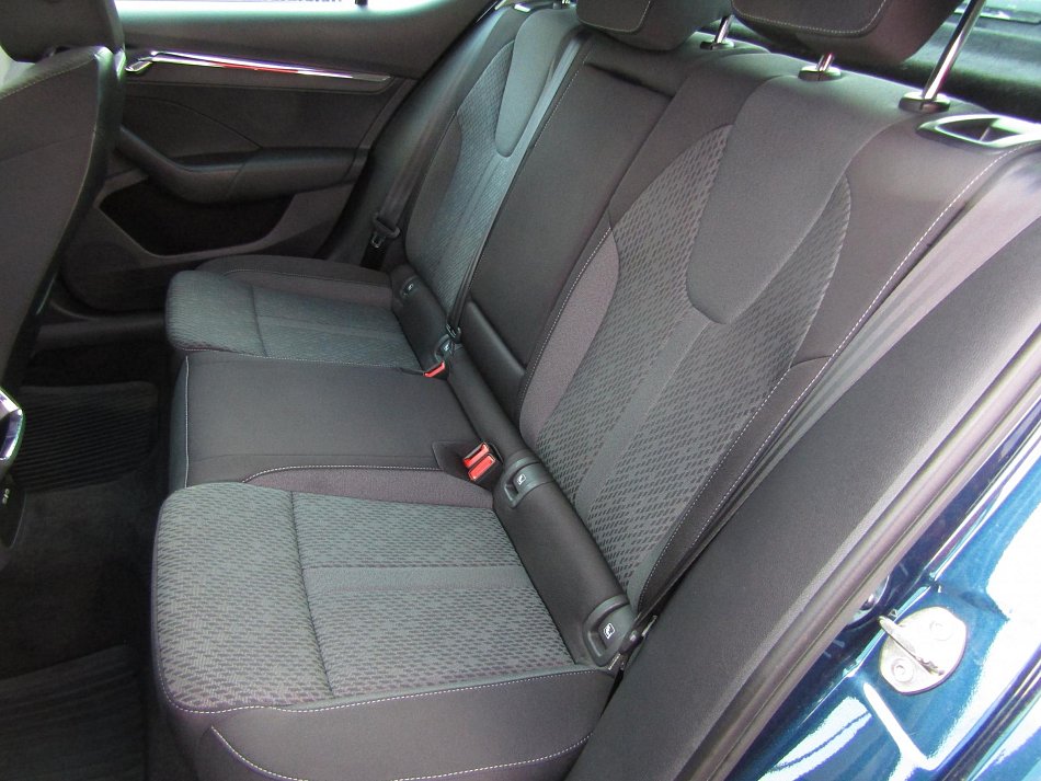 Škoda Octavia IV 1.5 TSi Style