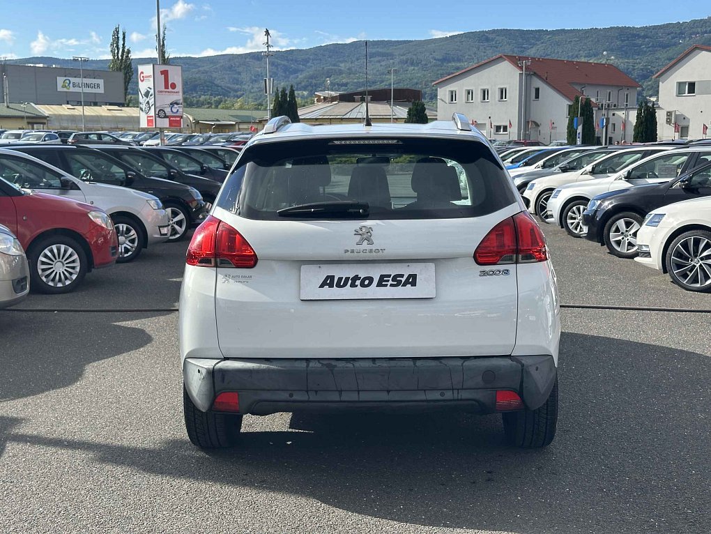 Peugeot 2008 1.2 Business