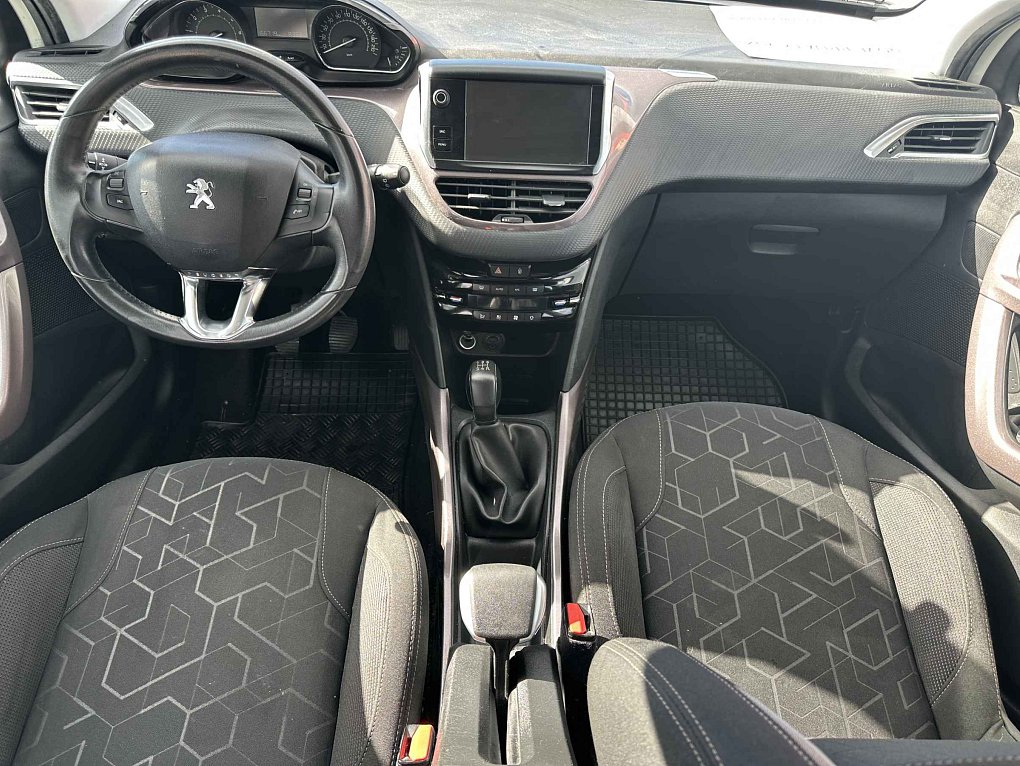 Peugeot 2008 1.2 Business