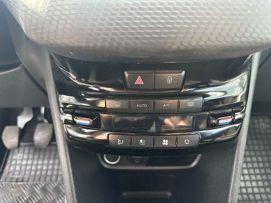 Peugeot 2008 1.2 Business
