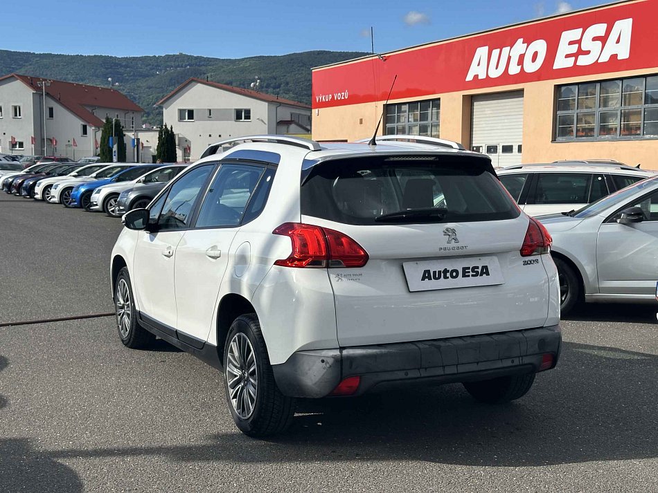 Peugeot 2008 1.2 Business