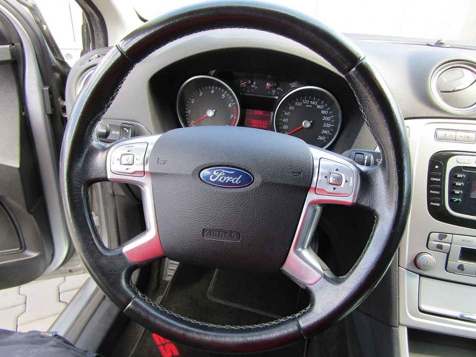 Ford Mondeo 1.6 Ti-VCT 