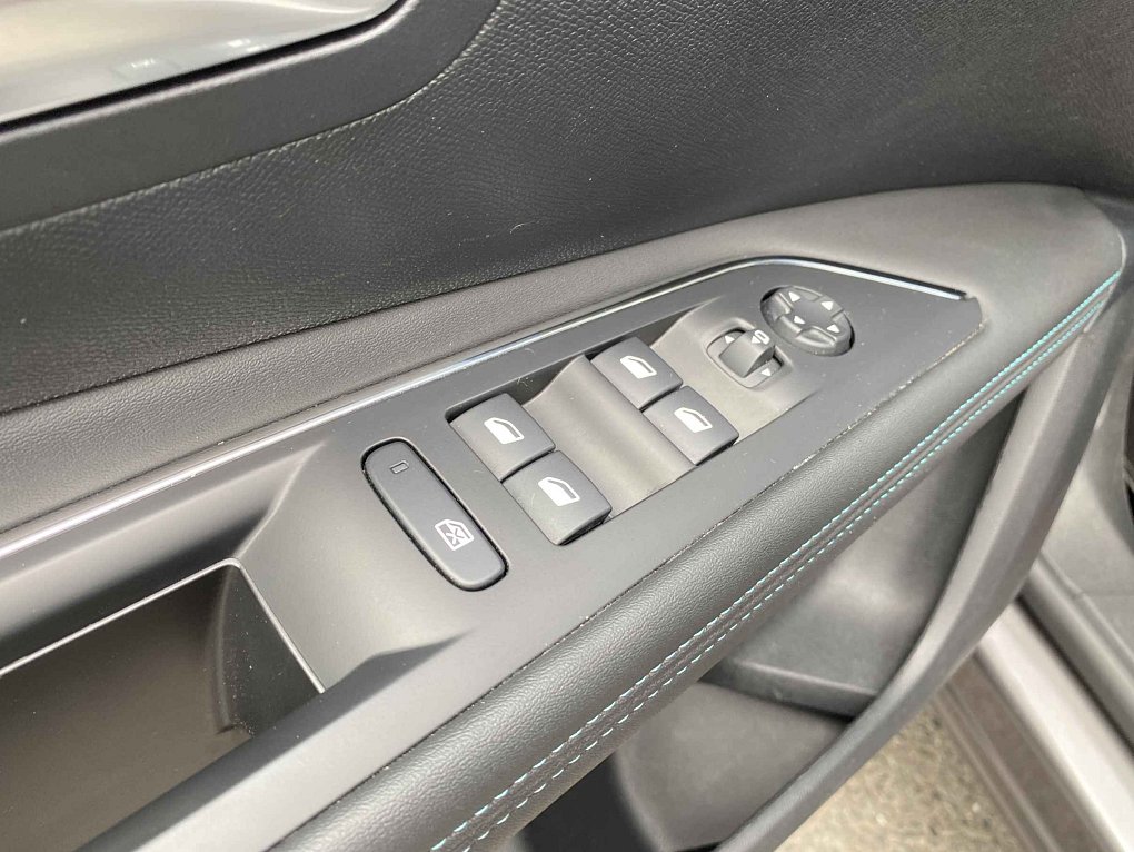 Peugeot 3008 1.2 PT Allure