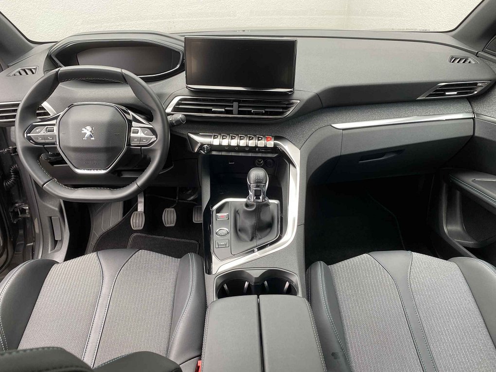 Peugeot 3008 1.2 PT Allure
