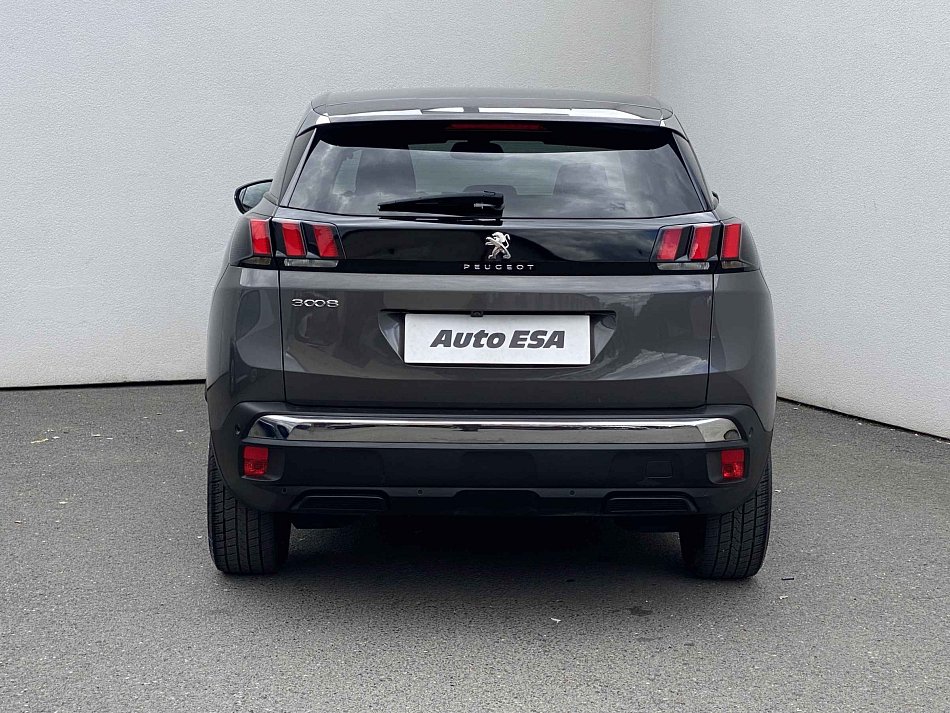 Peugeot 3008 1.2 PT Allure