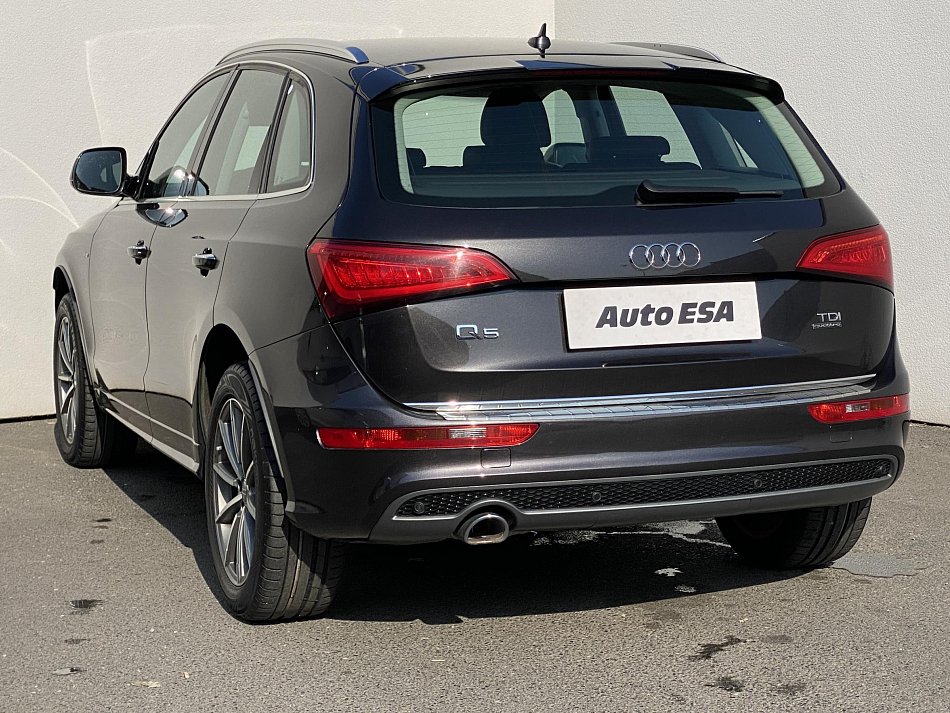 Audi Q5 2.0 TDi S-line Quattro