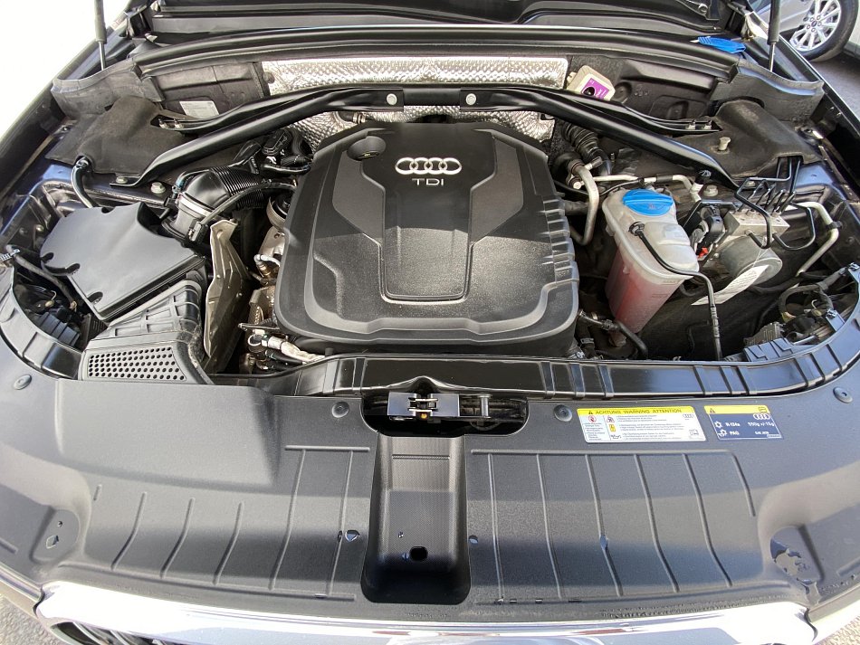 Audi Q5 2.0 TDi S-line Quattro