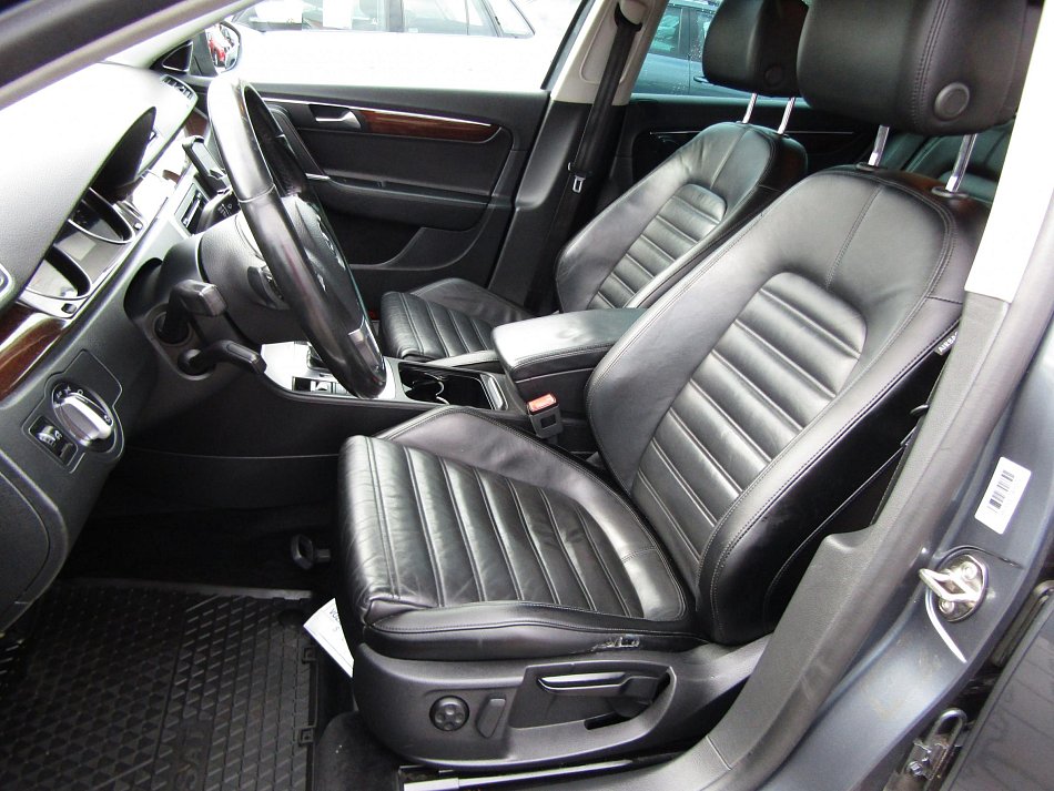 Volkswagen Passat 2.0 TDi 