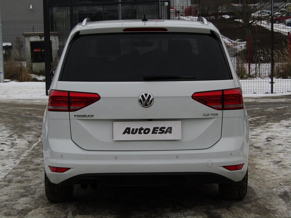 Volkswagen Touran 2.0 TDi 