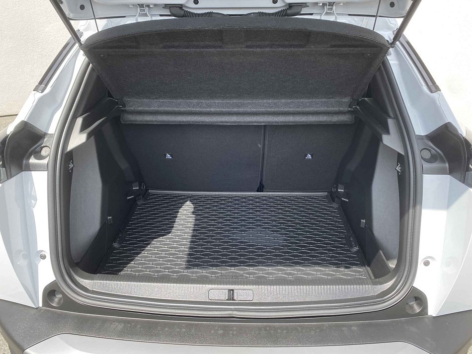 Peugeot 2008 1.2 PT Business