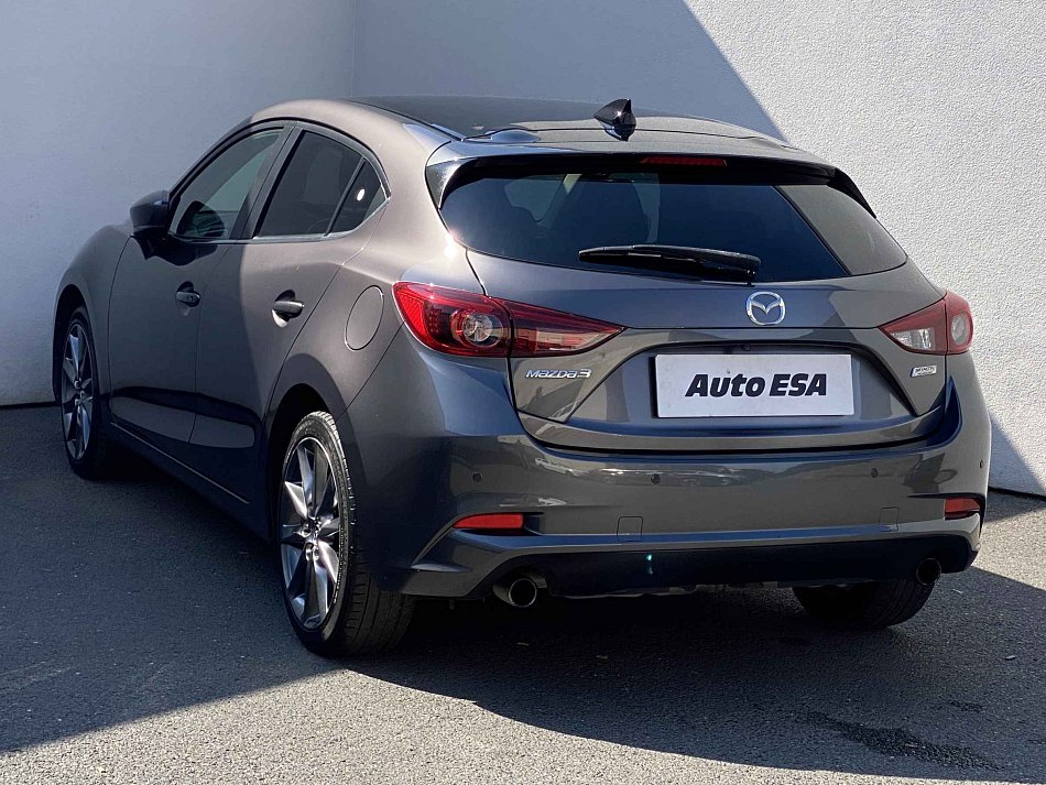 Mazda 3 2.0i 