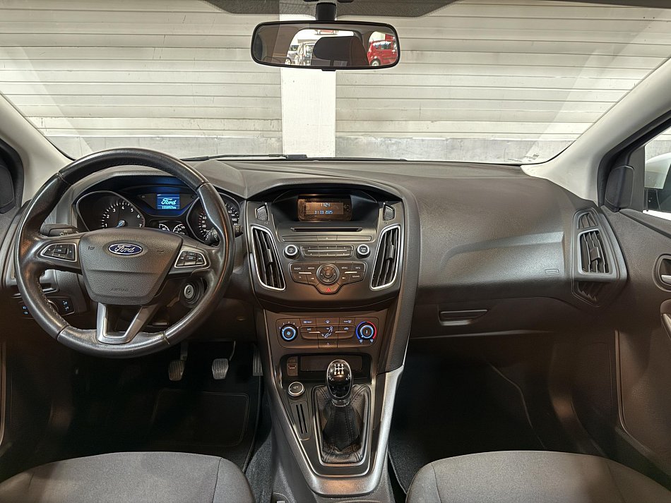 Ford Focus 1.6i 