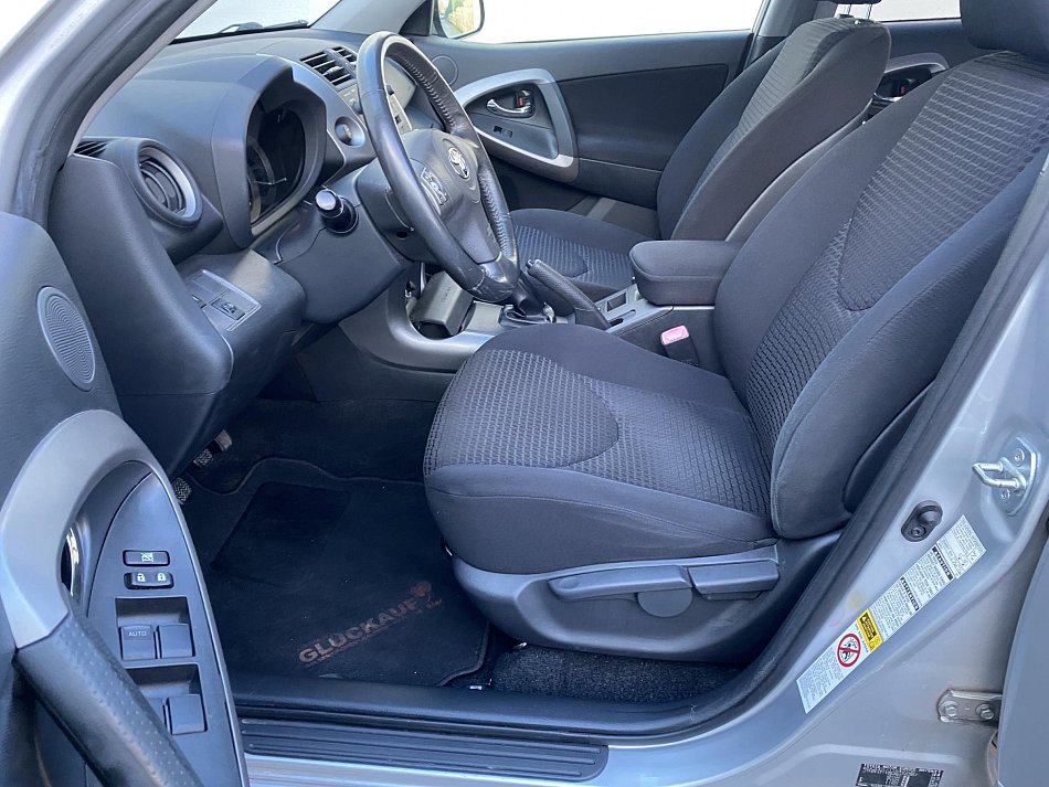 Toyota RAV4 2.0i  4x4