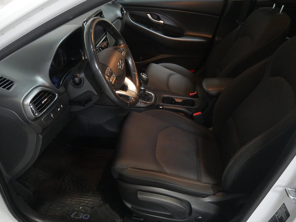 Hyundai I30 1.6i 