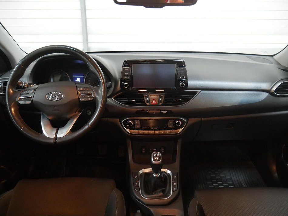 Hyundai I30 1.6i 