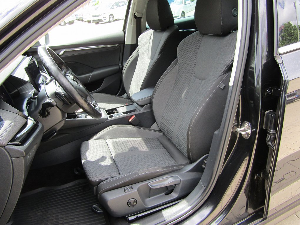 Škoda Octavia IV 2.0 TDi Style Plus