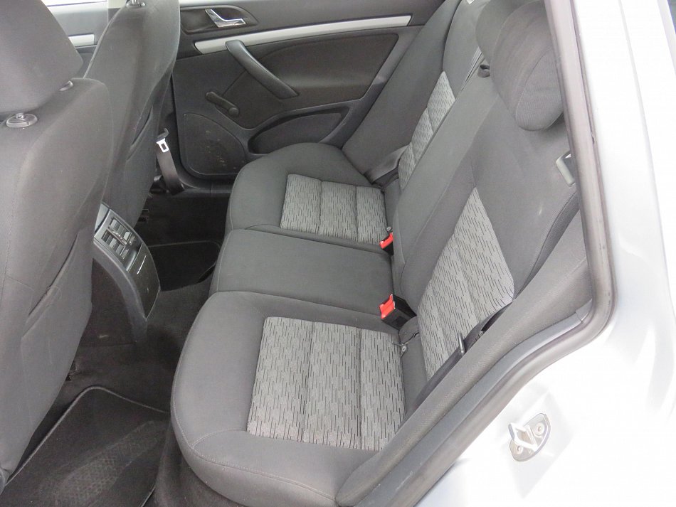 Škoda Octavia II 1.6 TDi  4x4