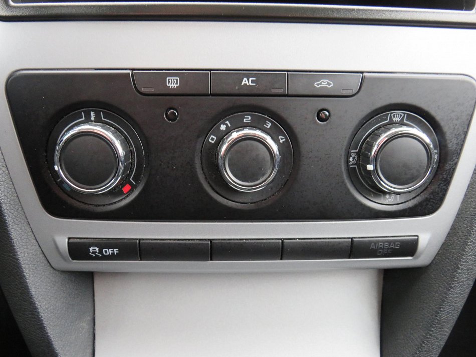 Škoda Octavia II 1.6 TDi  4x4