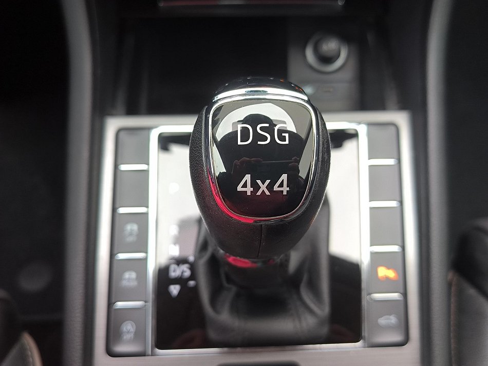 Škoda Superb III 2.0 TDi Scout 4x4