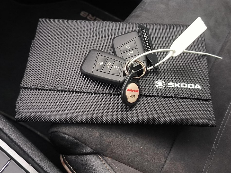 Škoda Superb III 2.0 TDi Scout 4x4