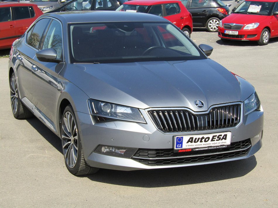 Škoda Superb III 2.0TSi  4x4