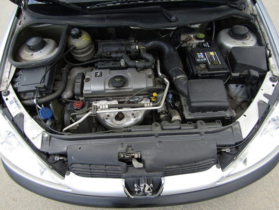 Peugeot 206 1.1i 