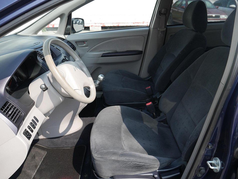 Mitsubishi Grandis 2.4 MIVEC 